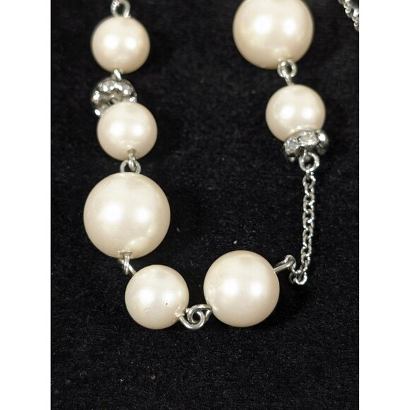 Retro White Faux Pearl Station Chain Rhinestone Long Layering Necklace 34" - Picture 3 of 7